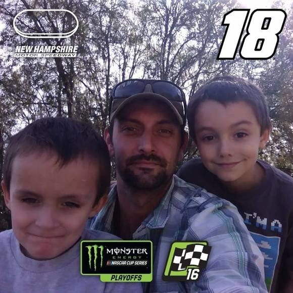 Meet your Posher, Travis - Picture 1 of 1